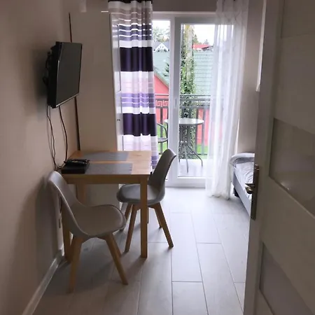 Morena ヤロスワビエツ