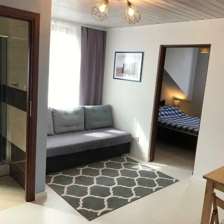 Morena ホームステイ