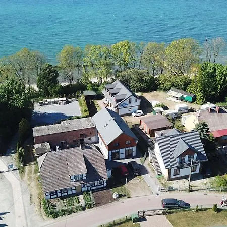 Morena ヤロスワビエツ