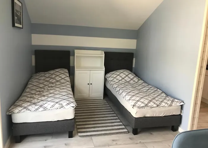 Morena ホームステイ ヤロスワビエツ