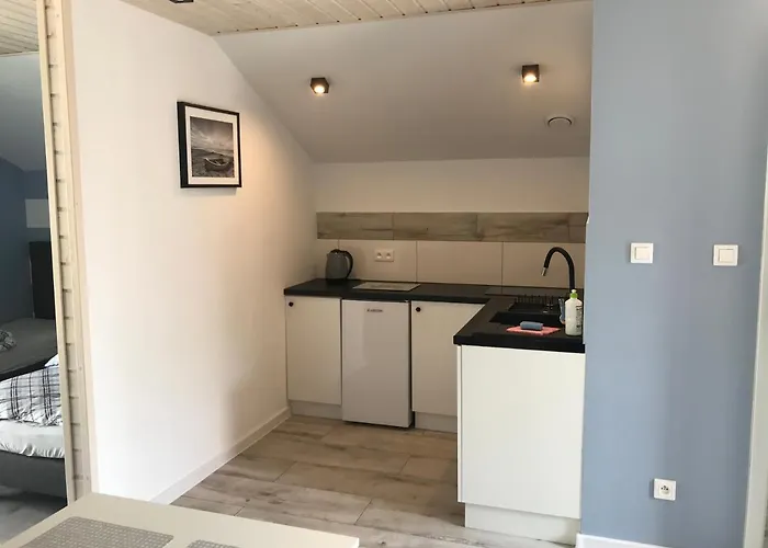 Morena ホームステイ *