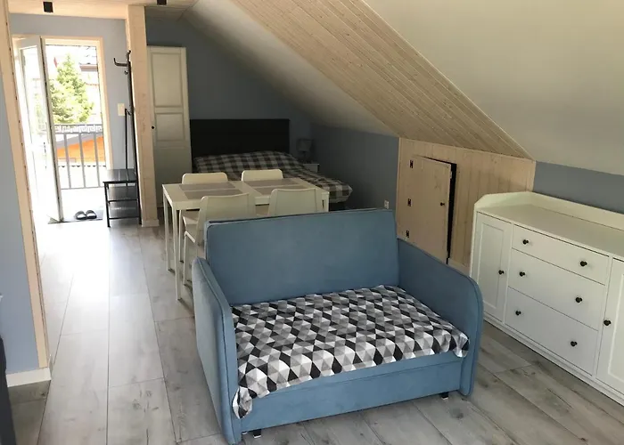 Morena ホームステイ