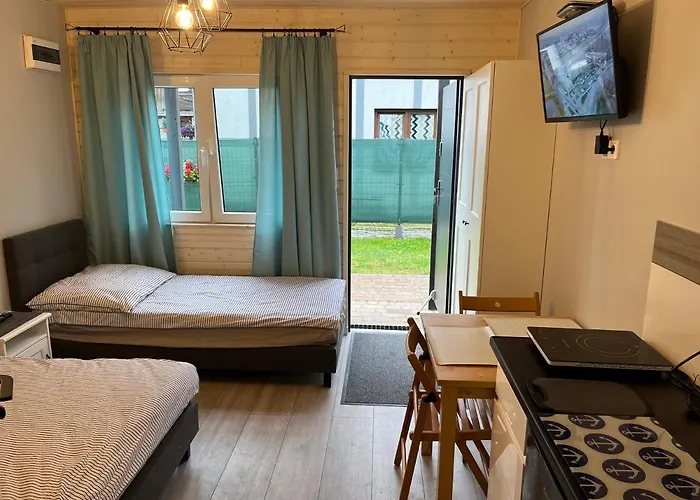 ホームステイ Morena ヤロスワビエツ